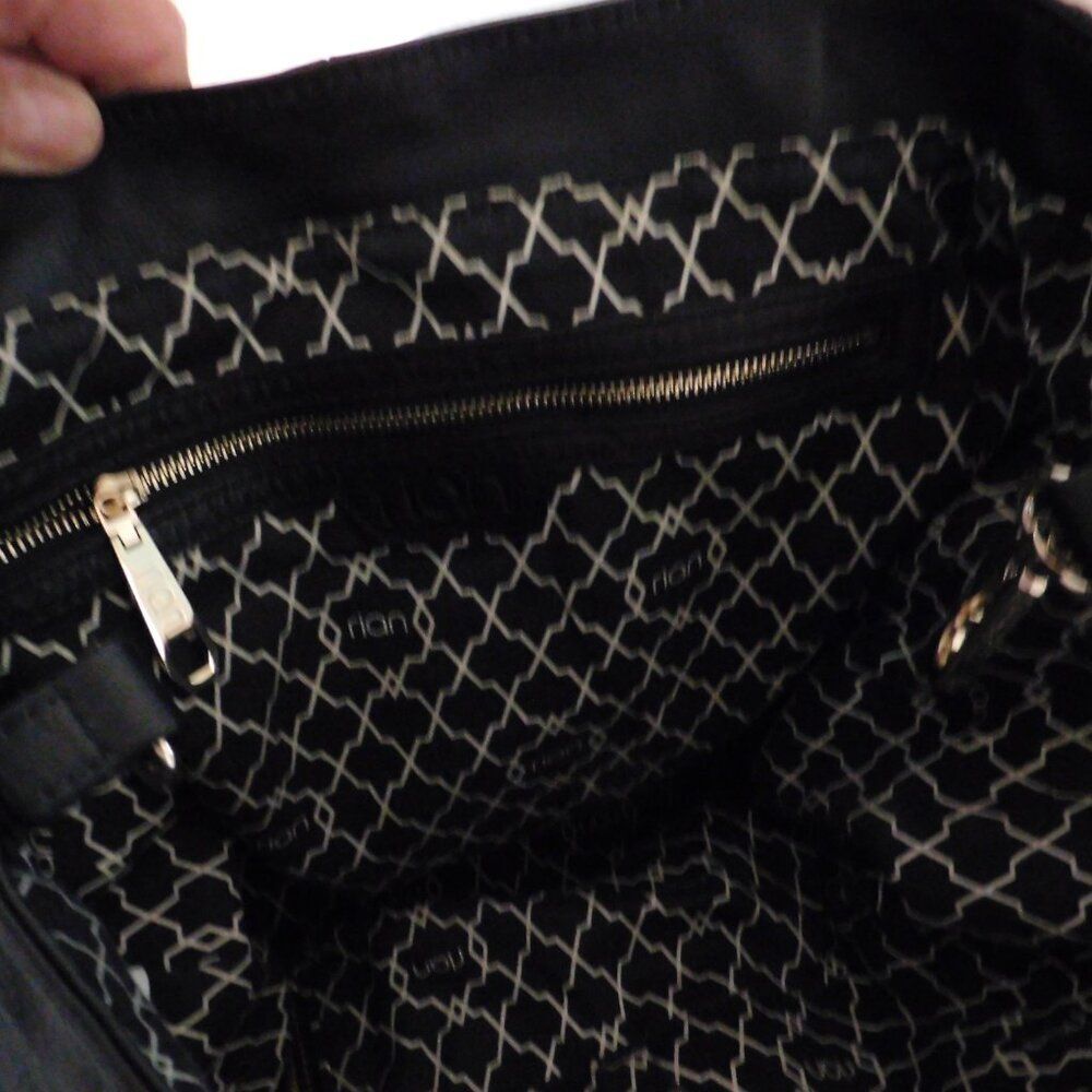 VTG Rian Convertible Sling Backpack Black‎ Pebbled Leather Medium Handbag - Picture 8 of 11